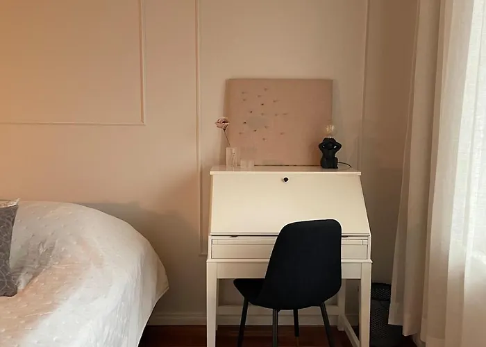 Three Metro Stops From Citycenter