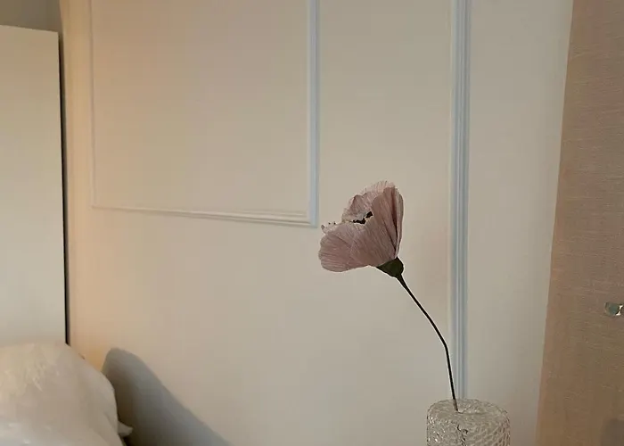 Apartment Three Metro Stops From Citycenter