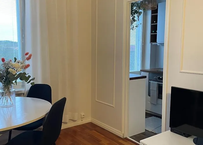 Apartment Three Metro Stops From Citycenter *