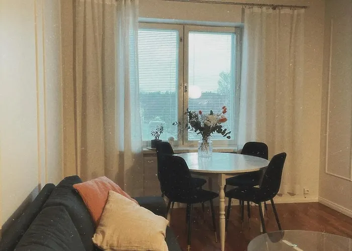 Apartment Three Metro Stops From Citycenter Helsinki
