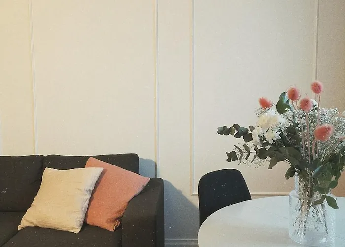 Three Metro Stops From Citycenter